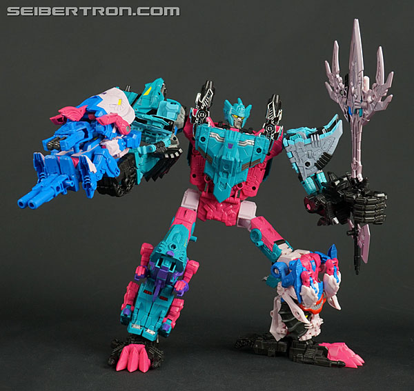 Transformers Generations Selects Skalor (Gulf) (Image #222 of 229)