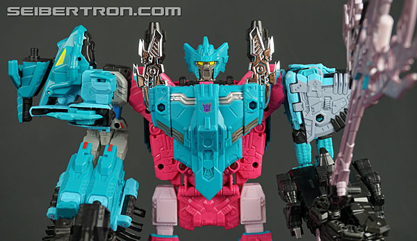 Transformers Generations Selects Piranacon (King Poseidon) (Image #34 of 205)