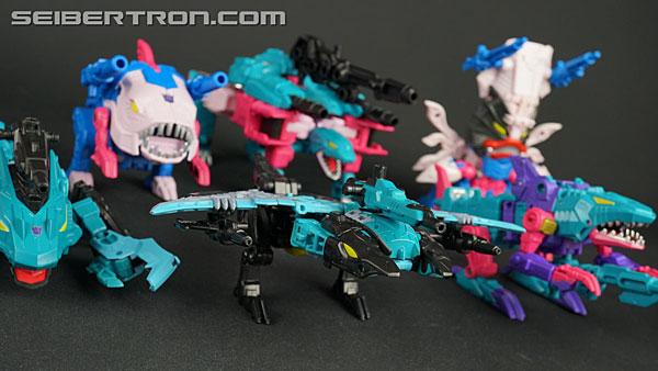 Transformers Generations Selects Seawing (Kraken) (Image #37 of 216)