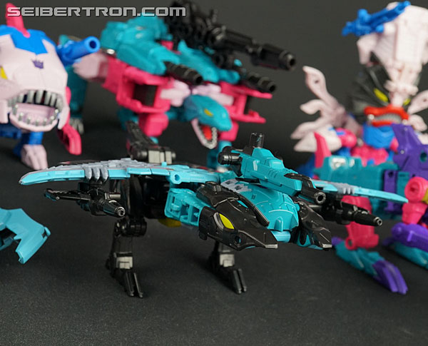 Transformers Generations Selects Seawing (Kraken) (Image #38 of 216)