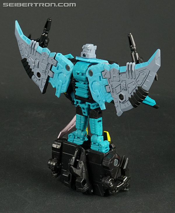 Transformers Generations Selects Seawing (Kraken) (Image #135 of 216)