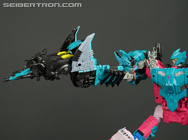Transformers Generations Selects Seawing (Kraken) (Image #212 of 216)