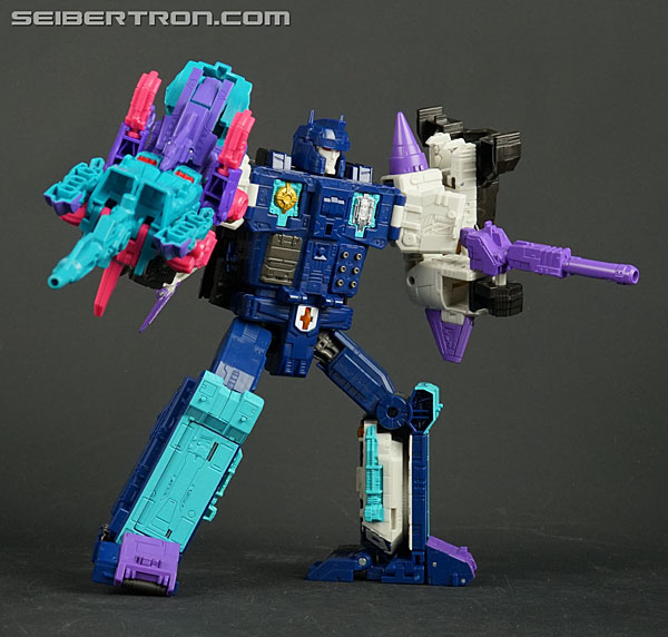 Transformers Generations Selects Overbite (Image #102 of 206)