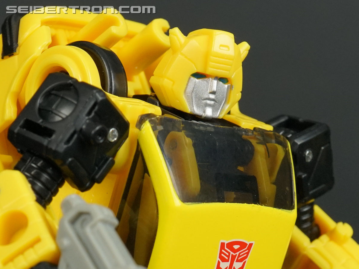 Transformers War for Cybertron: Trilogy Bumblebee (Image #179 of 210)