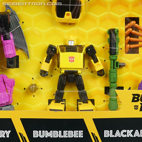 Transformers War for Cybertron: Trilogy Bumblebee (Image #3 of 210)