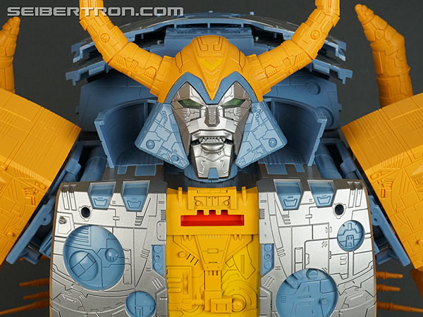 War for Cybertron: Trilogy Unicron gallery