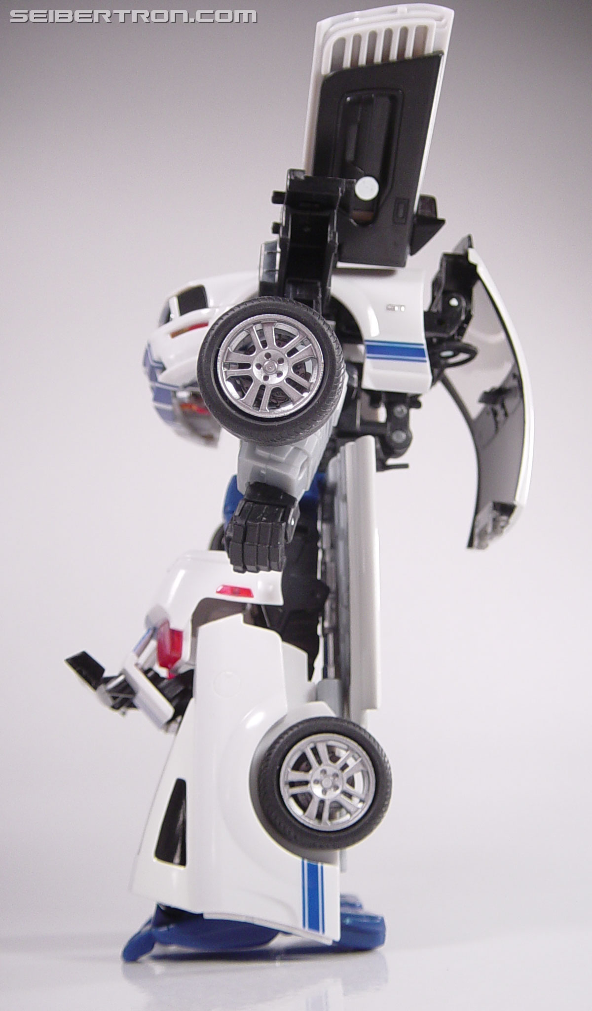 Transformers Alternators Wheeljack (Image #66 of 106)