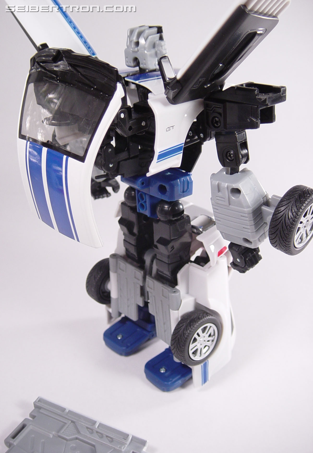 Transformers Alternators Wheeljack (Image #68 of 106)