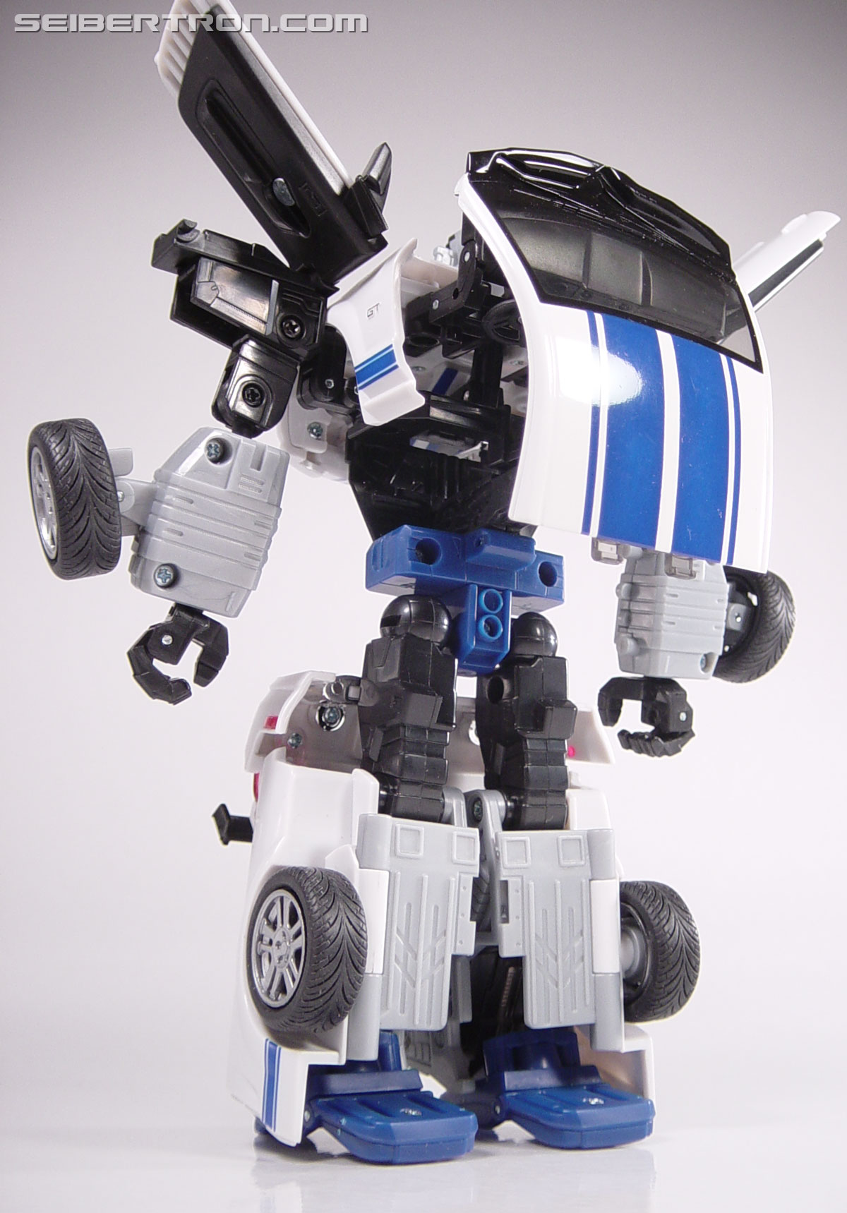 Transformers Alternators Wheeljack (Image #70 of 106)