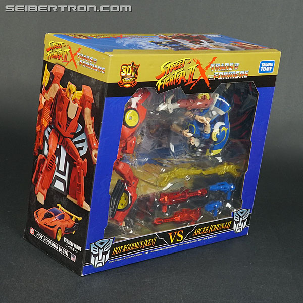 Street Fighter X Transformers Arcee [Chun-Li] (Image #3 of 140)