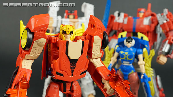 Transformers News: New Galleries: Transformers X Street Fighter Ryu, Vega, Ken and Chun-Li