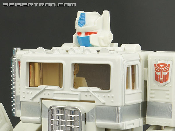 Transformers G1 Commemorative Series Ultra Magnus (Reissue) (Image #101 of 178)