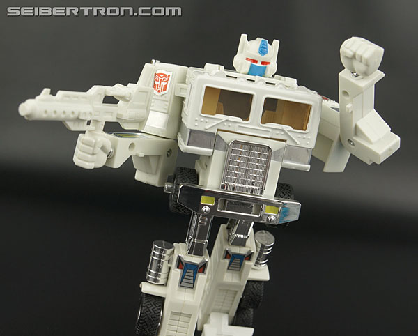 Transformers G1 Commemorative Series Ultra Magnus (Reissue) (Image #115 of 178)