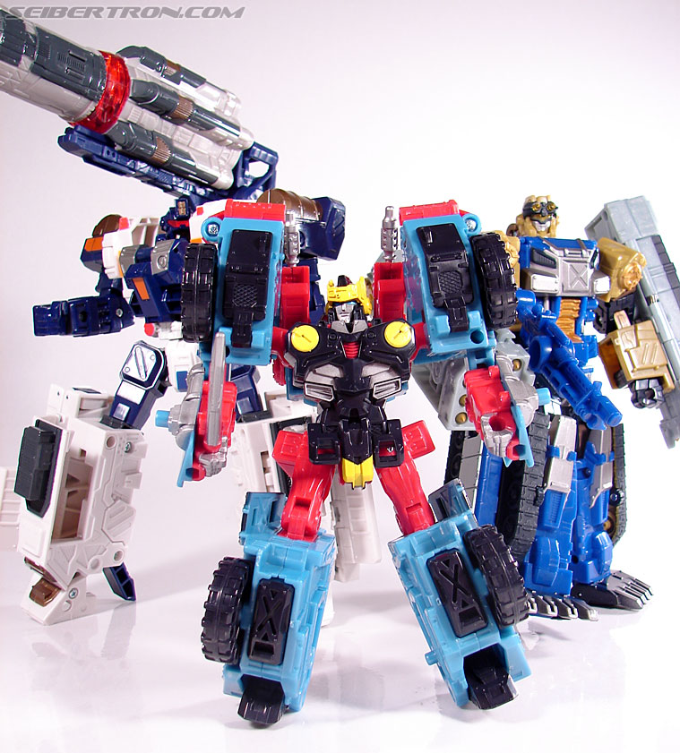 Transformers Cybertron Cybertron Defense Hot Shot (Exigeyser) Toy ...