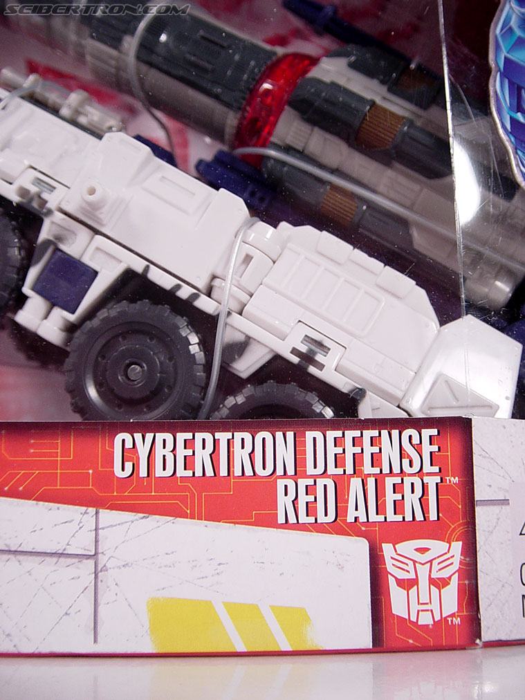 Transformers Cybertron Cybertron Defense Red Alert (First Gunner) (Image #2 of 118)
