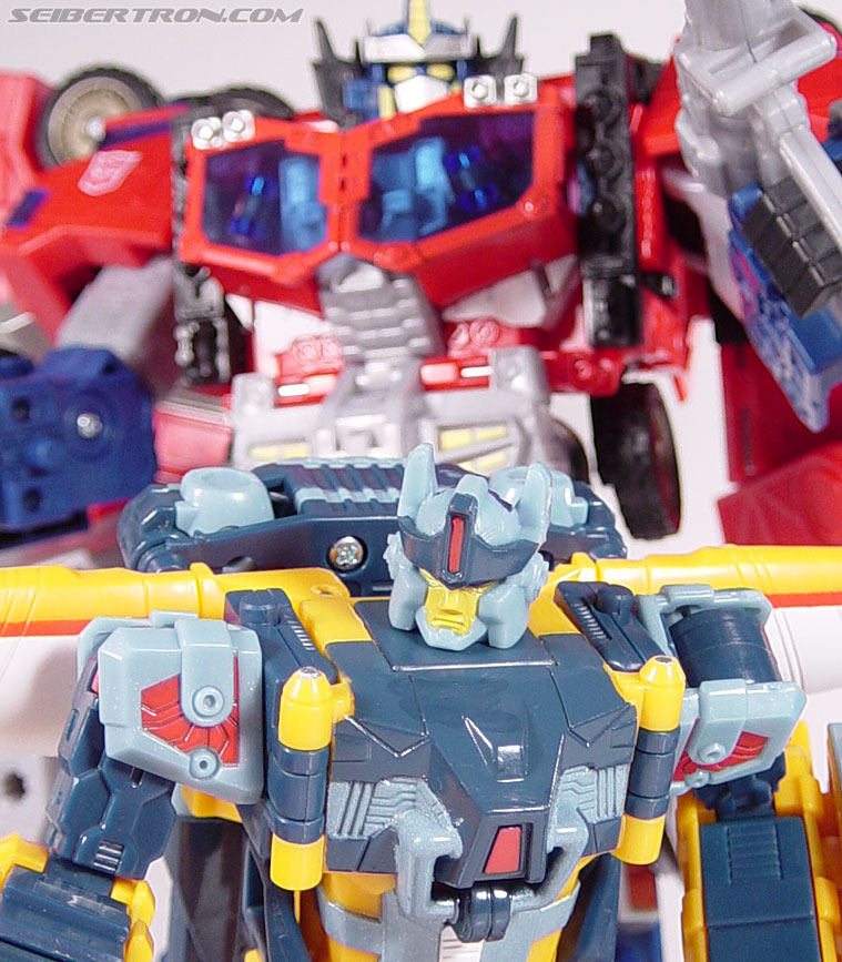 Transformers Cybertron Evac (Live Convoy) (Image #96 of 136)