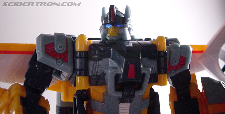 Transformers Cybertron Evac (Live Convoy) (Image #112 of 136)