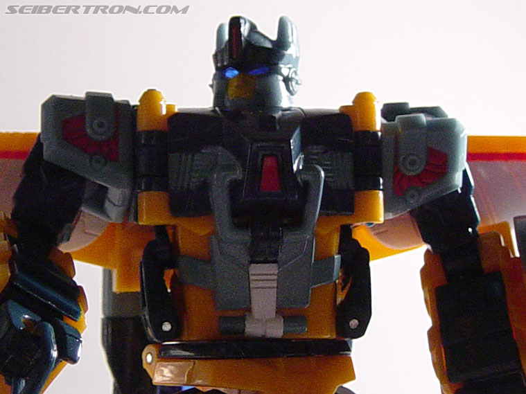 Transformers Cybertron Evac (Live Convoy) (Image #116 of 136)