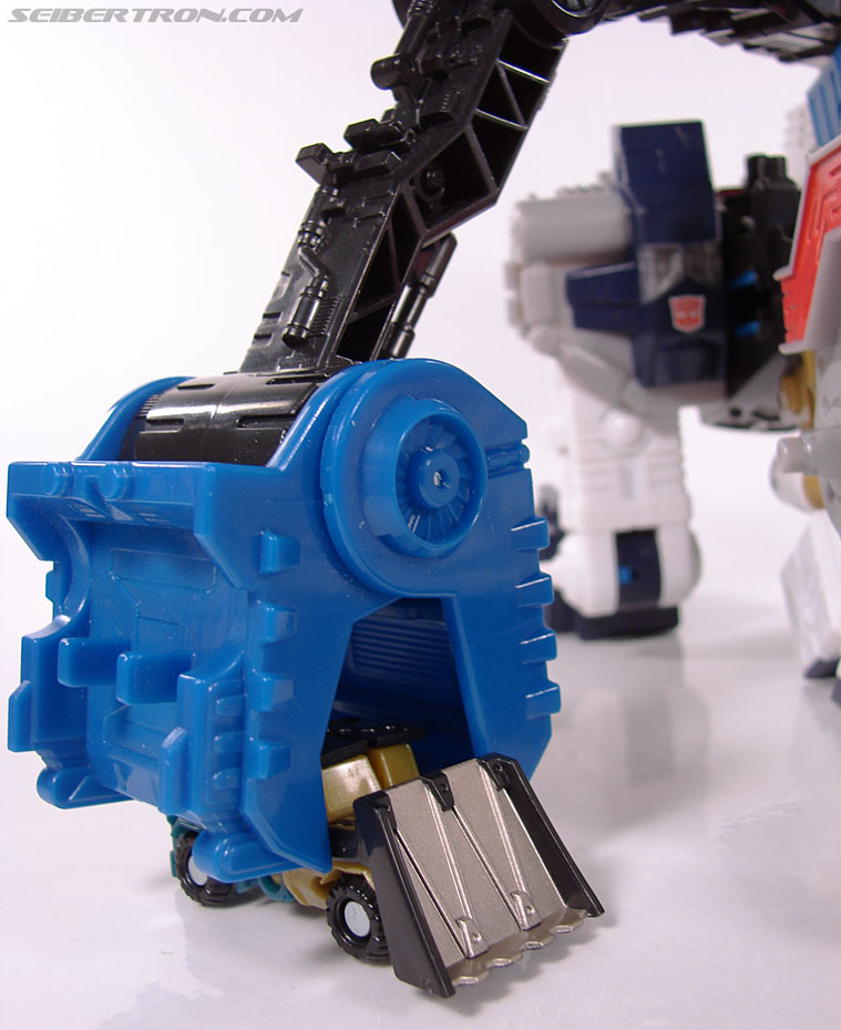 Transformers Cybertron Metroplex (Megalo Convoy) (Image #45 of 192)