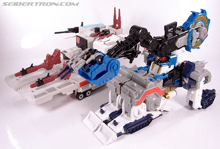 Transformers Cybertron Metroplex (Megalo Convoy) (Image #58 of 192)