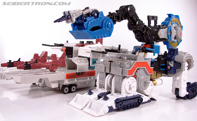 Transformers Cybertron Metroplex (Megalo Convoy) (Image #59 of 192)