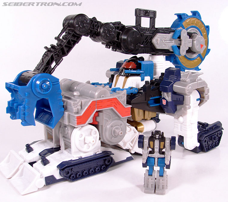 Transformers Cybertron Metroplex (Megalo Convoy) (Image #71 of 192)