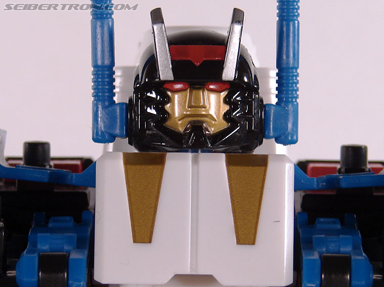 Transformers Cybertron Metroplex (Megalo Convoy) (Image #76 of 192)