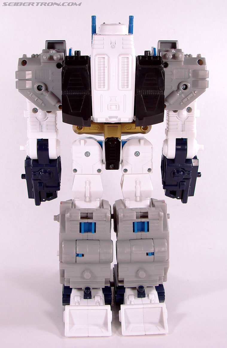 Transformers Cybertron Metroplex (Megalo Convoy) (Image #81 of 192)