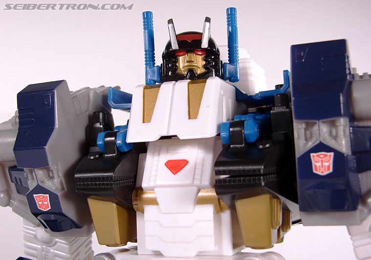 Transformers Cybertron Metroplex (Megalo Convoy) (Image #91 of 192)