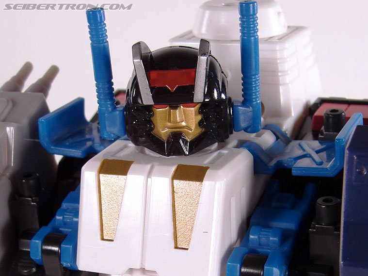 Transformers Cybertron Metroplex (Megalo Convoy) (Image #94 of 192)