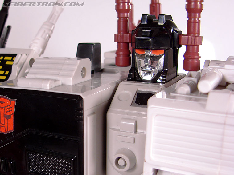 Transformers Cybertron Metroplex (Megalo Convoy) (Image #115 of 192)