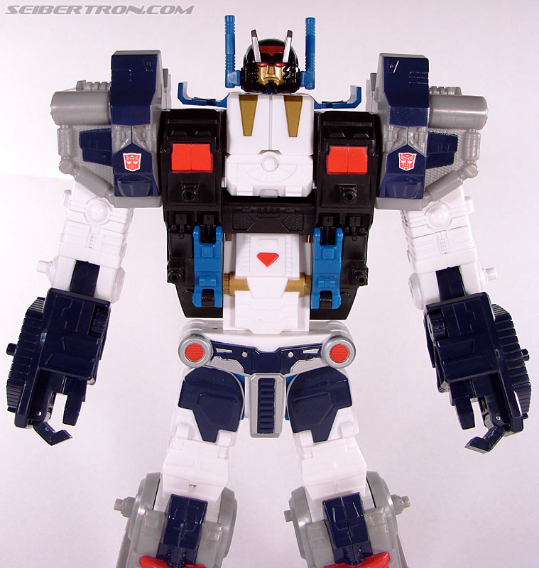 Transformers Cybertron Metroplex (Megalo Convoy) (Image #118 of 192)