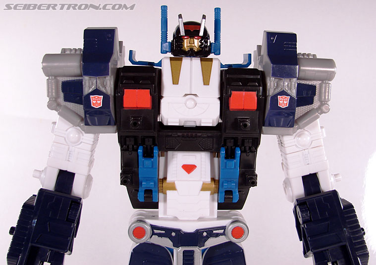 Transformers Cybertron Metroplex (Megalo Convoy) (Image #119 of 192)