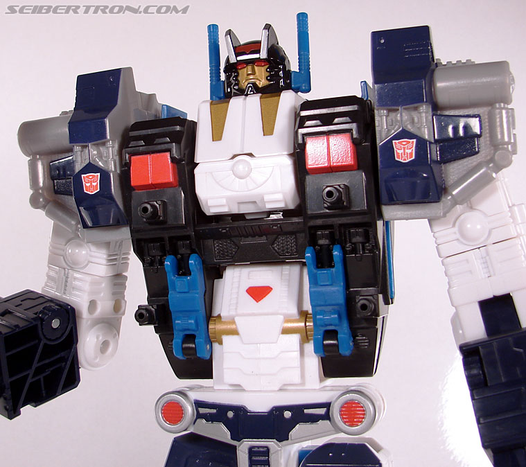 Transformers Cybertron Metroplex (Megalo Convoy) (Image #134 of 192)