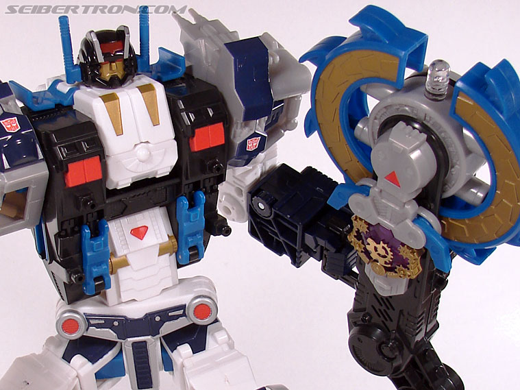 Transformers Cybertron Metroplex (Megalo Convoy) (Image #157 of 192)