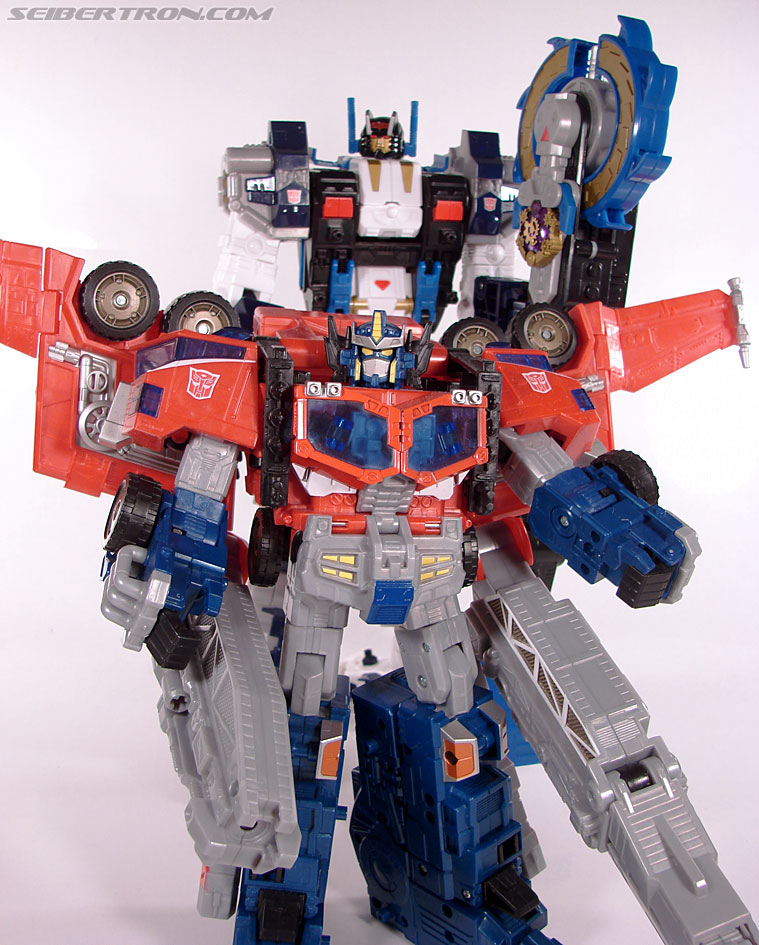 Transformers Cybertron Metroplex (Megalo Convoy) (Image #175 of 192)