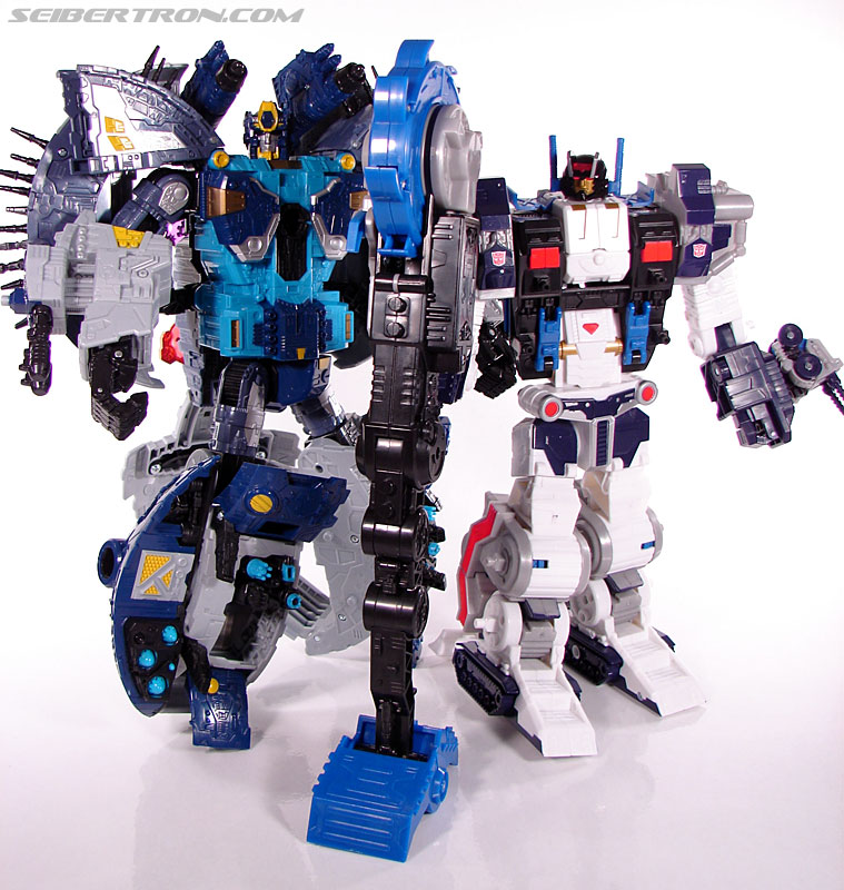 Transformers Cybertron Metroplex (Megalo Convoy) (Image #187 of 192)