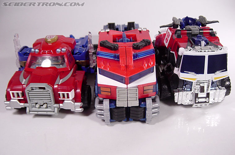 Transformers Cybertron Optimus Prime (Galaxy Convoy) (Image #104 of 276)