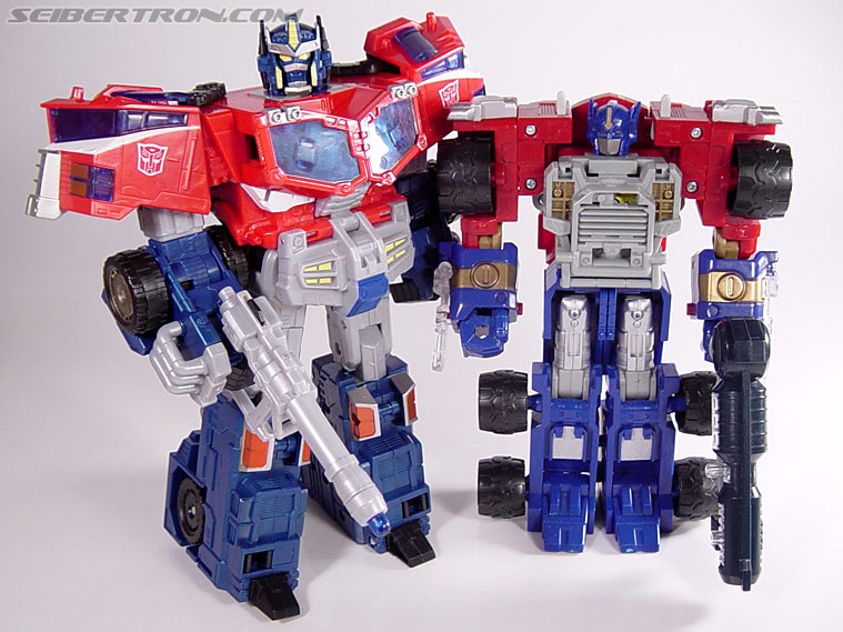 Transformers Cybertron Optimus Prime (Galaxy Convoy) (Image #169 of 276)