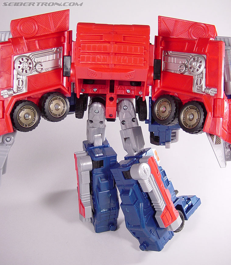 Transformers Cybertron Optimus Prime (Galaxy Convoy) (Image #189 of 276)