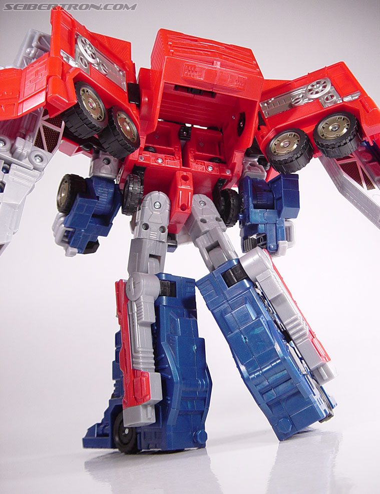 Transformers Cybertron Optimus Prime (Galaxy Convoy) (Image #191 of 276)