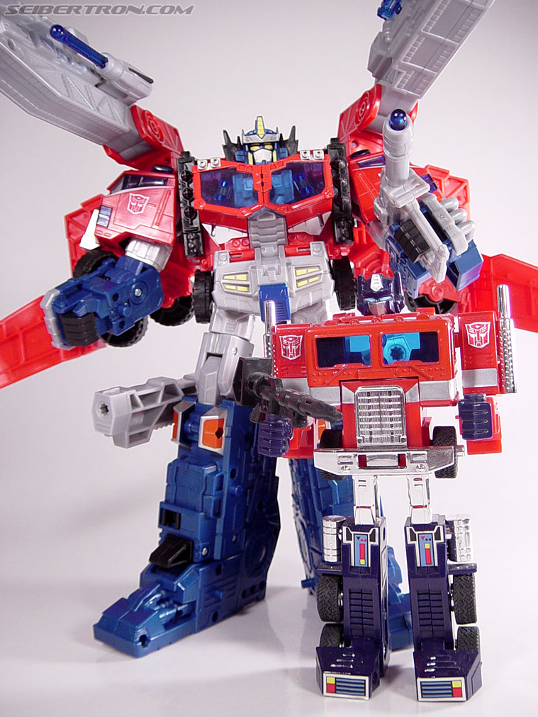 Transformers Cybertron Optimus Prime (Galaxy Convoy) (Image #260 of 276)