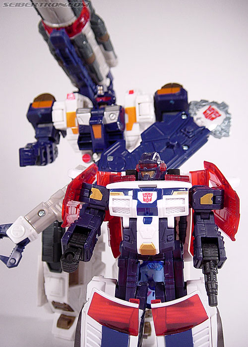 Transformers Cybertron Cybertron Defense Red Alert (First Gunner) (Image #109 of 118)