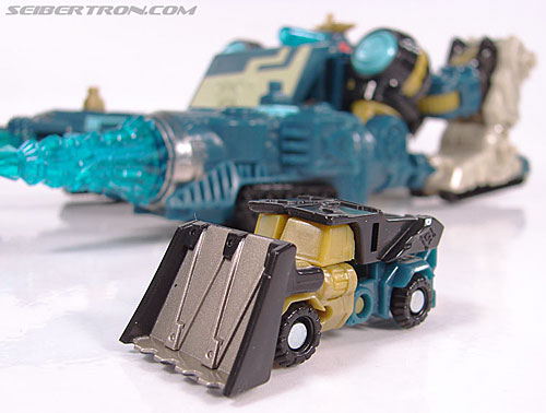 Transformers Cybertron Heavy Load (Bull Bull) (Image #19 of 56)