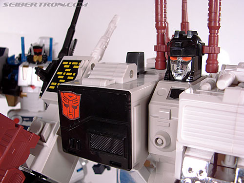 Transformers Cybertron Metroplex (Megalo Convoy) (Image #114 of 192)
