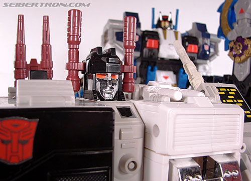 Transformers Cybertron Metroplex (Megalo Convoy) (Image #168 of 192)