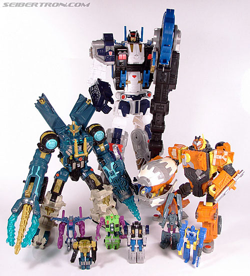 Transformers Cybertron Metroplex (Megalo Convoy) Toy Gallery (Image ...