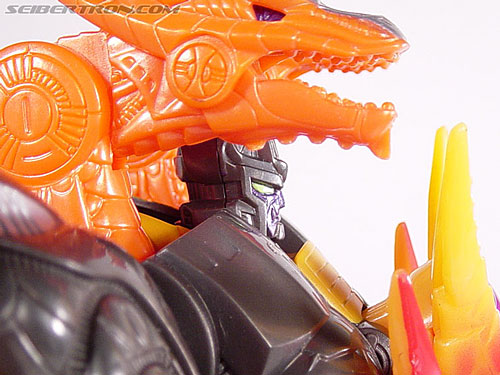 Transformers Cybertron Scourge (Flame Convoy) (Image #131 of 147)