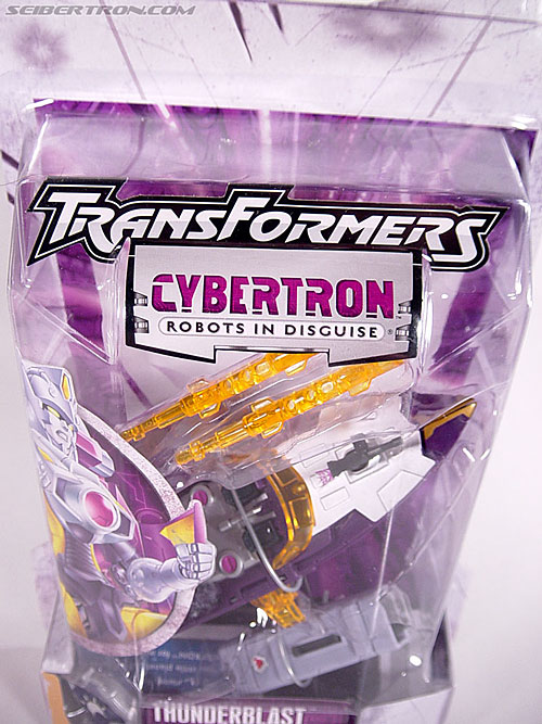 transformers cyberverse chromia toy