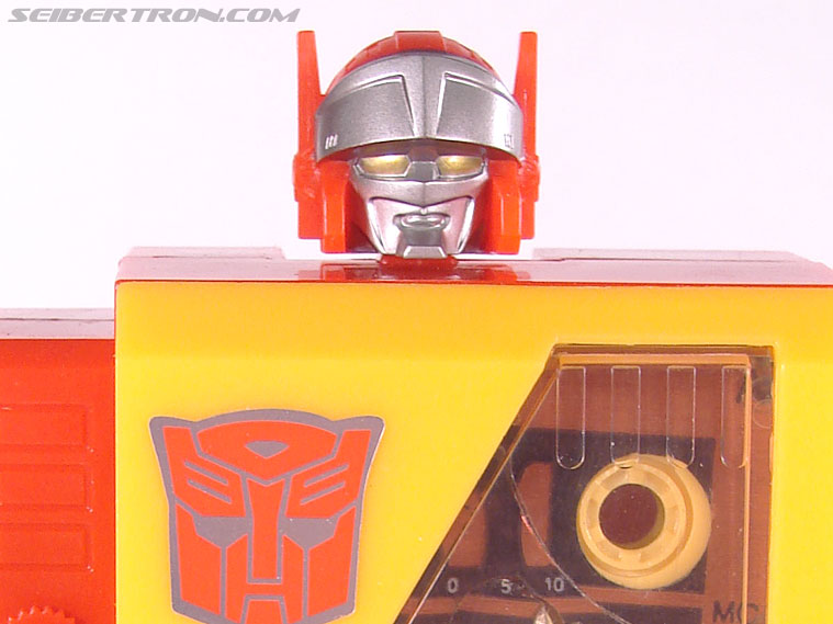 Transformers Collection Blaster (Broadcast)  (Reissue) (Image #100 of 137)